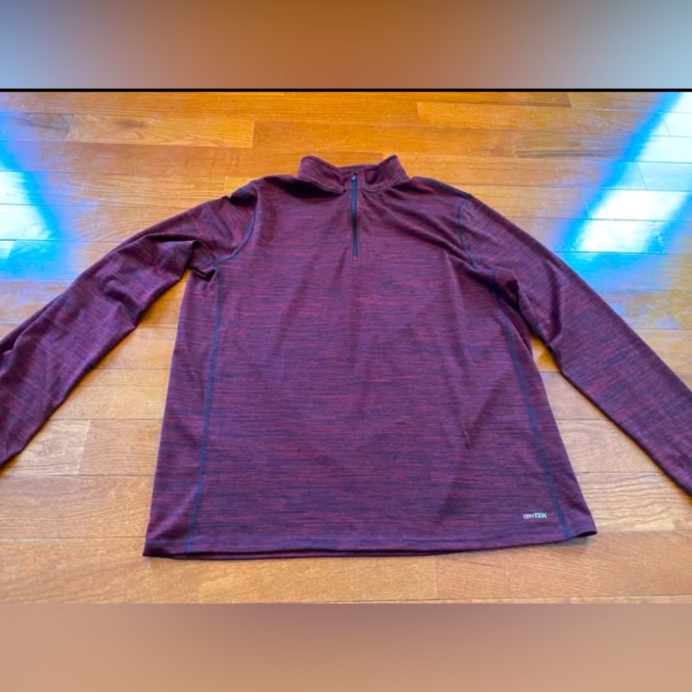Men’s Quarter-Zip Pullover Size XL